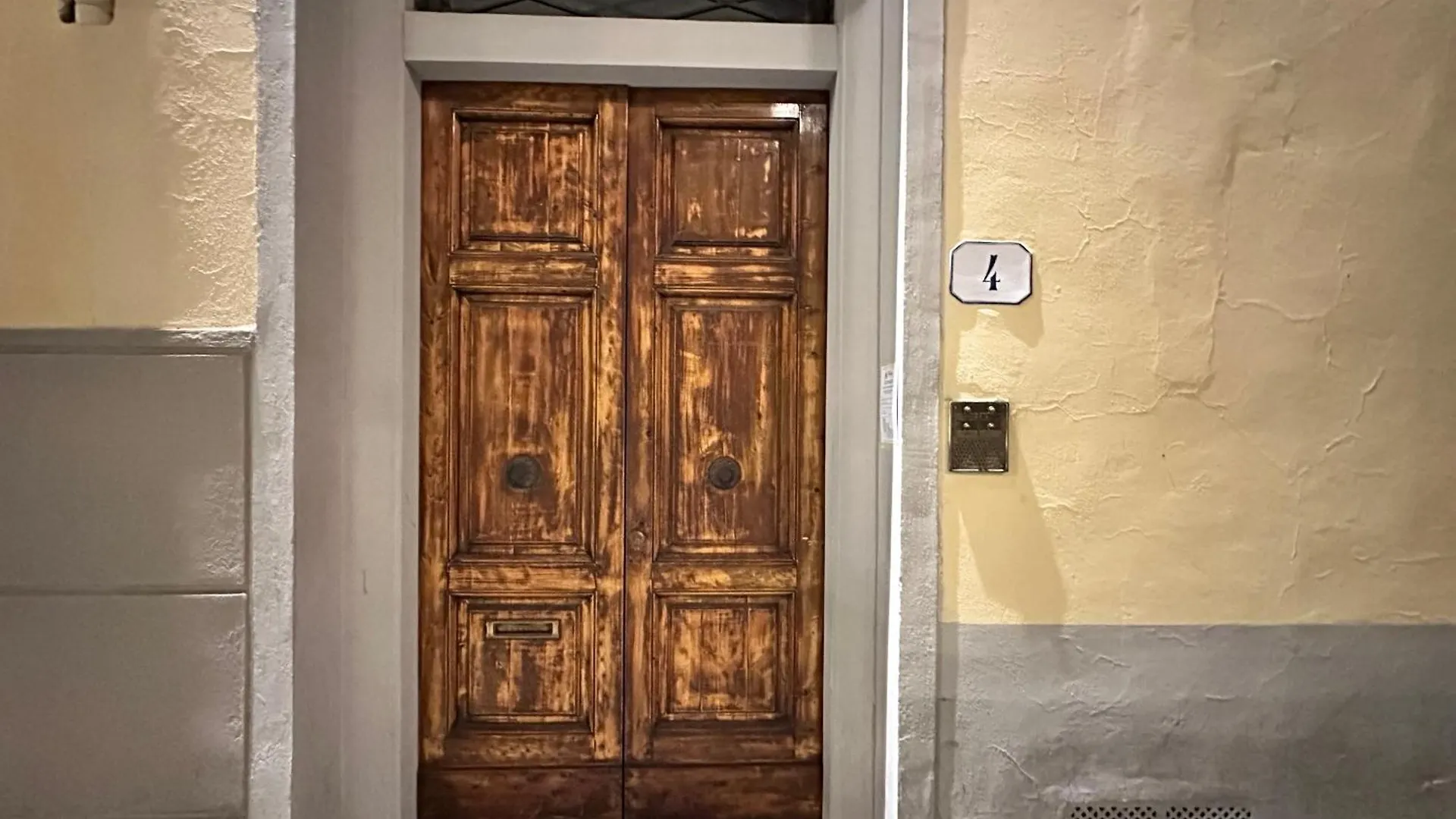 Apartment Luxurious View On Pitti Palace Florence Italy