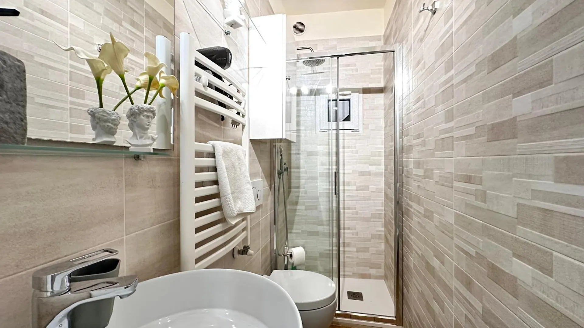 Apartment Luxurious View On Pitti Palace Florence Italy