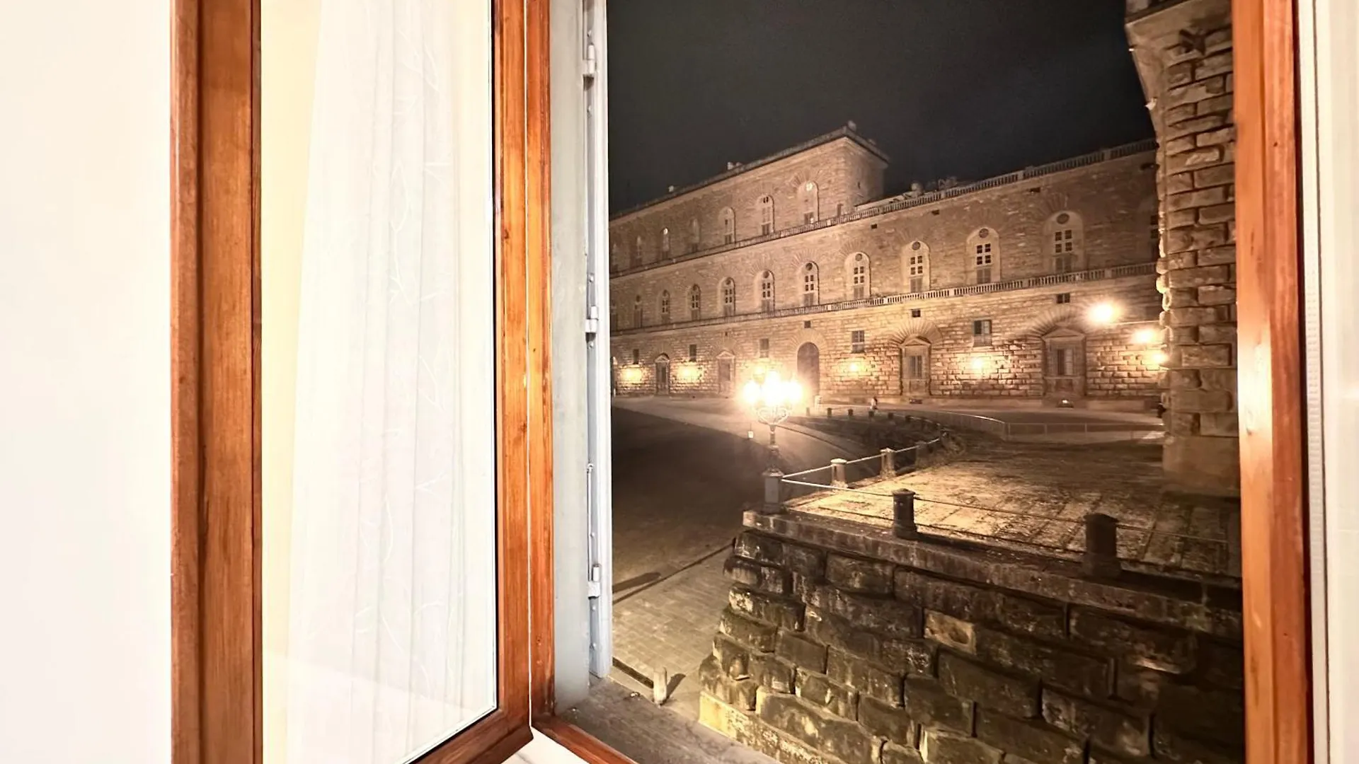 Luxurious View On Pitti Palace Florence 0*,